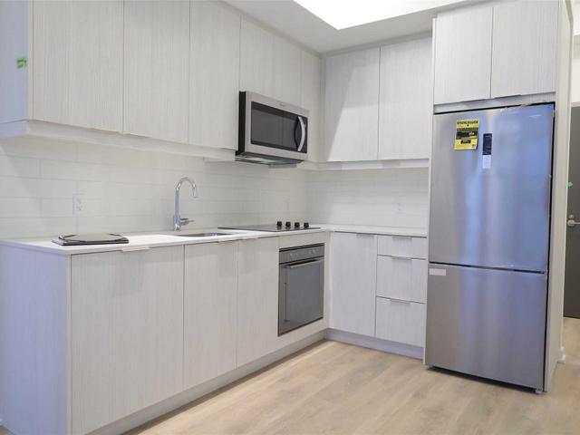 321 - 36 Forest Manor Rd