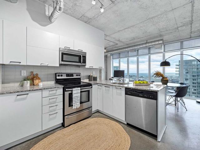 1811 - 150 Sudbury St