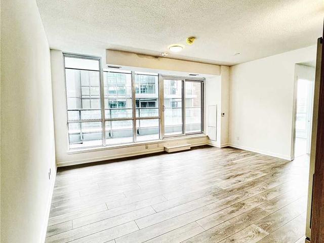 610 - 38 Forest Manor Rd