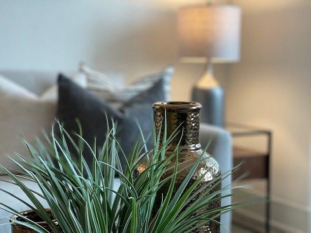 1420 - 111 St Clair West Ave W