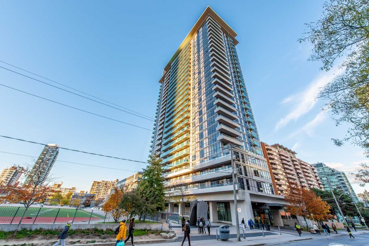 70 Roehampton 714 - 70 Roehampton Ave, Toronto | Sold, C5453888 | Condos.ca
