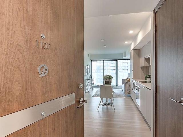 1107 - 17 Bathurst St