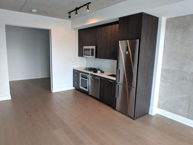 701 - 608 Richmond St W