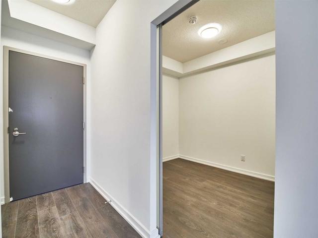 1007 - 36 Forest Manor Rd