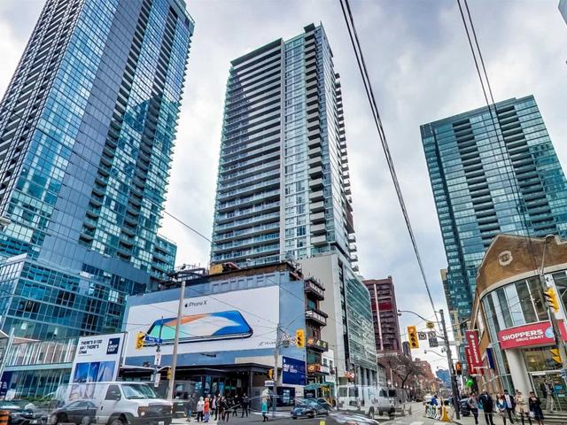 1802 - 375 King St W