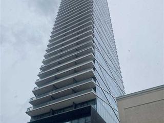 801 - 224 King St W