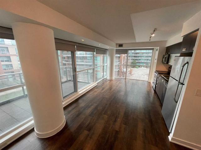 303 - 80 Western Battery Rd