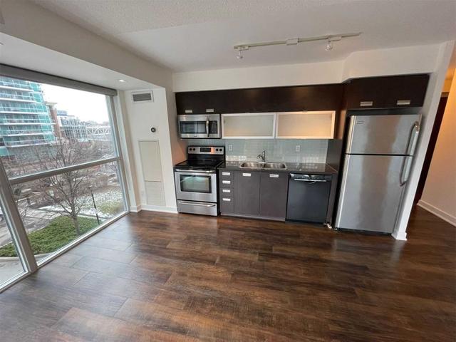 303 - 80 Western Battery Rd