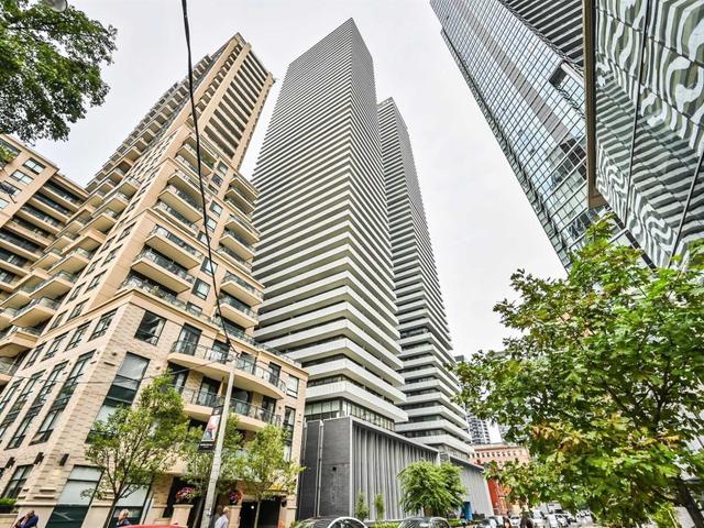 3607 - 50 Charles St E