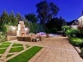 25 Dempsey Cres
