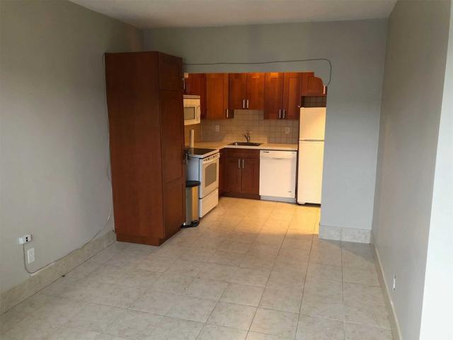 B - 1621 Eglinton Ave