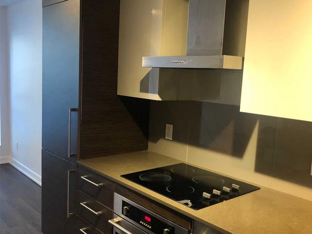 333 - 1030 King St W