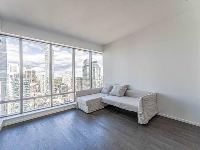 3609 - 5 St Joseph St