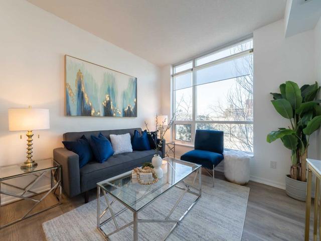 214 - 231 Fort York Blvd