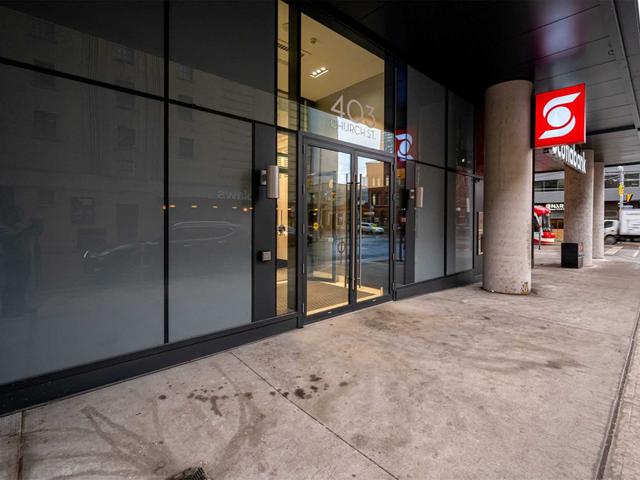 3906 - 403 Church St