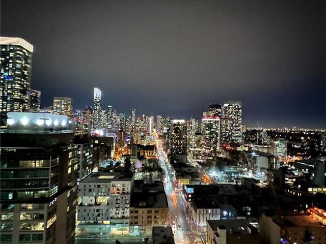 2505 - 33 Lombard St