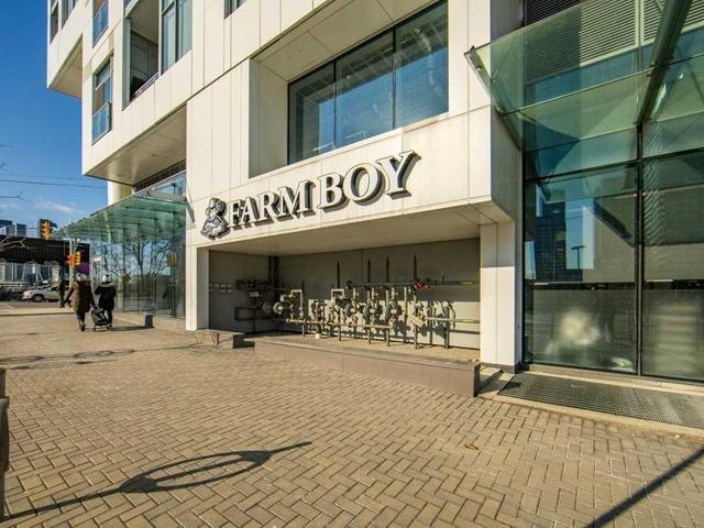 1105 - 576 Front St W