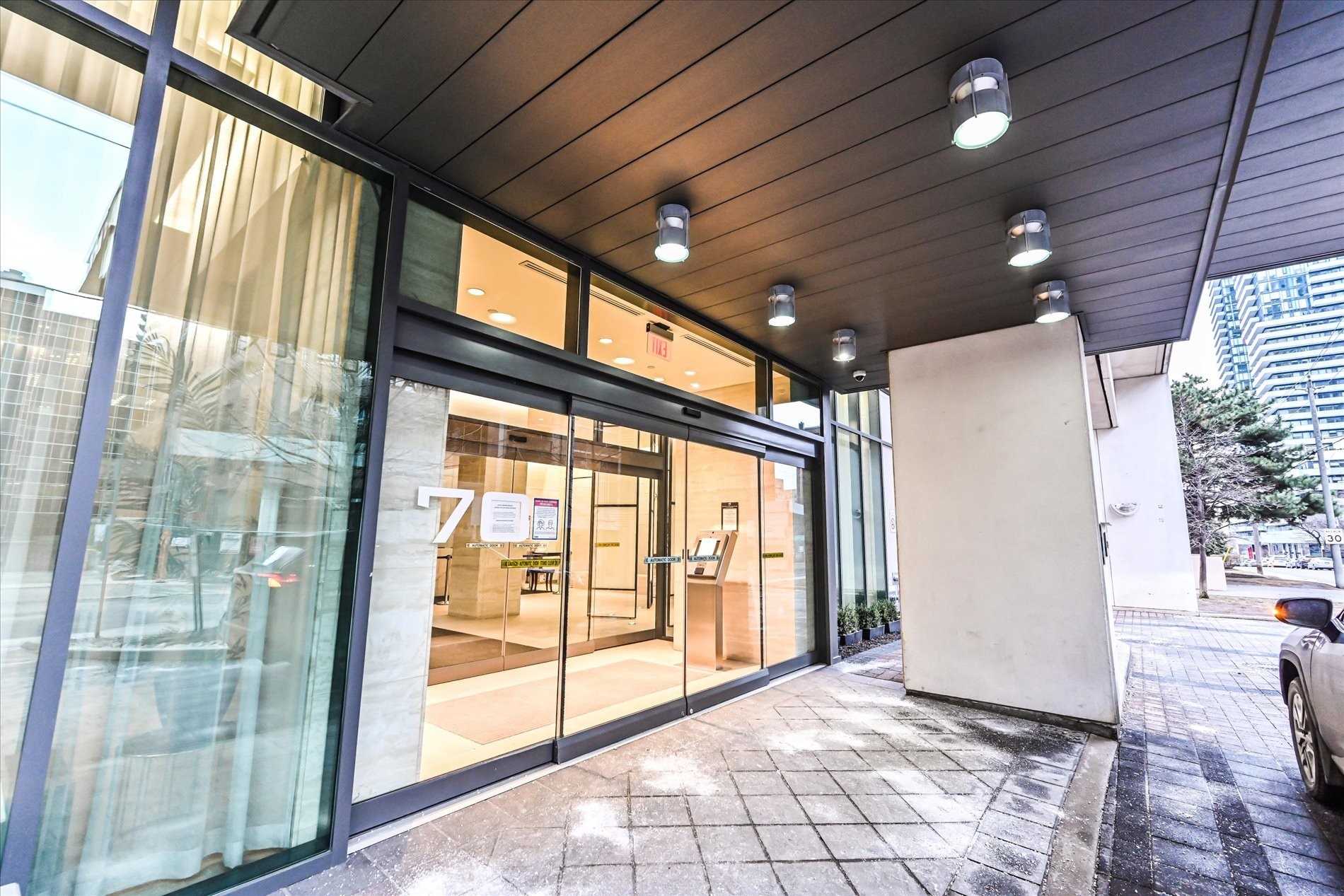 70 Roehampton 722 - 70 Roehampton Ave, Toronto | Sold, C5468770 | Condos.ca