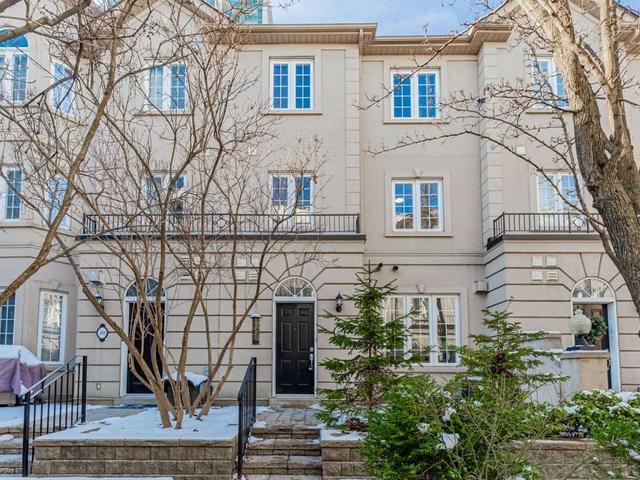 TH 309 - 25 Avondale Ave