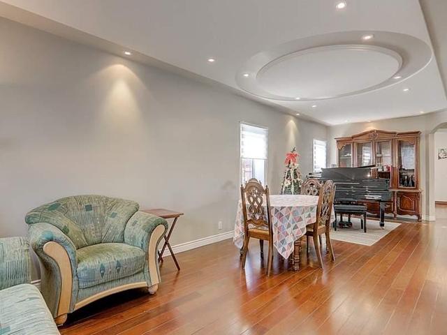 338 Willowdale Ave