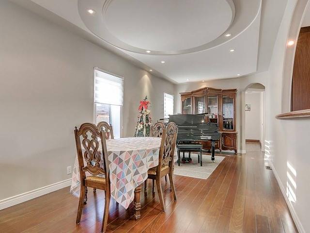 338 Willowdale Ave