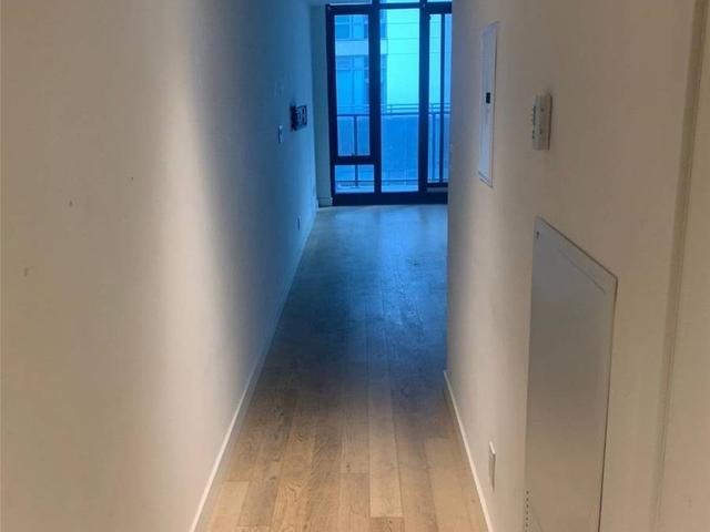 714 - 111 Bathurst St