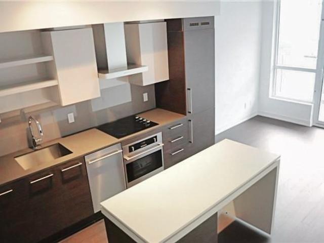 LPH19 - 1030 King St W