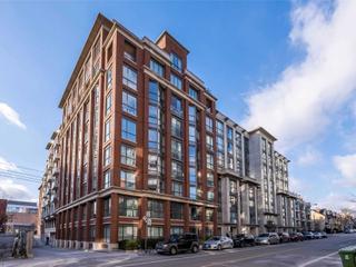 404 - 18 Beverley St