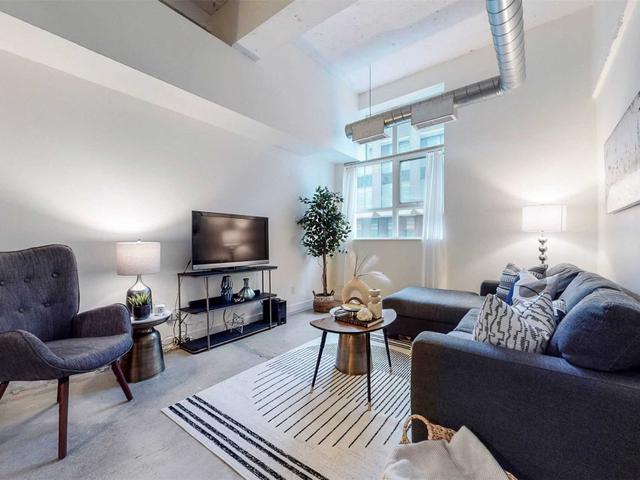 736 - 155 Dalhousie St