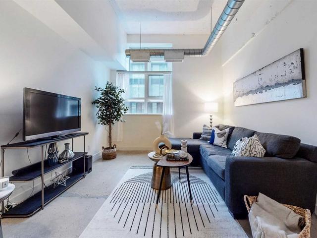 736 - 155 Dalhousie St