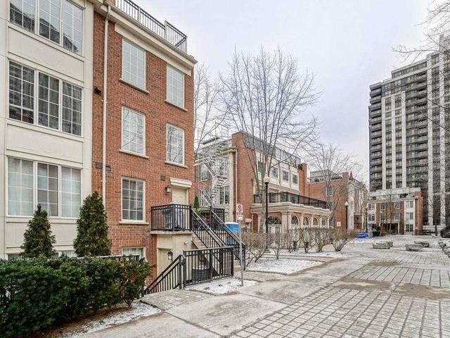 1012 - 5 Everson Dr