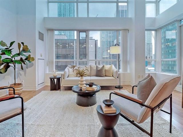 1110 - 80 Cumberland St