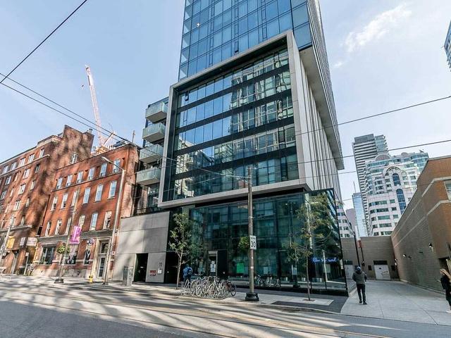 2006 - 11 Charlotte St