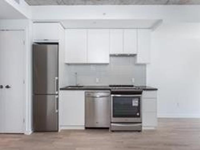 1907 - 60 Colborne St