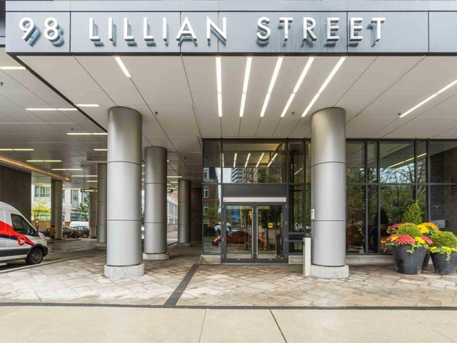 2114 - 98 Lillian St