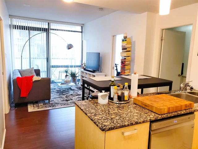 2609 - 38 Grenville St