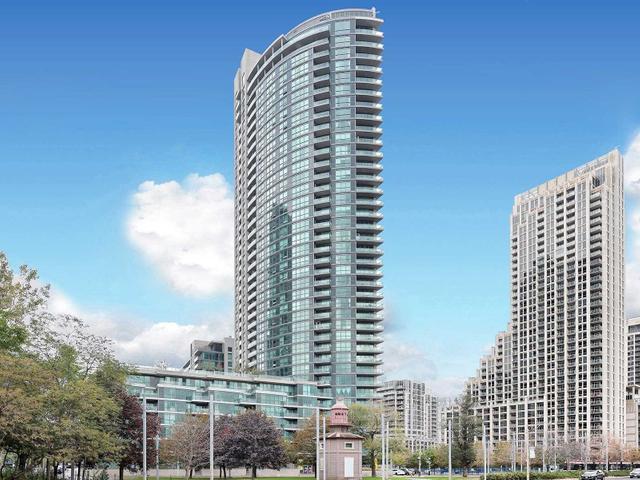 311 - 215 Fort York Blvd