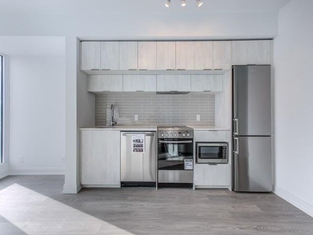 1608 - 181 Dundas St E