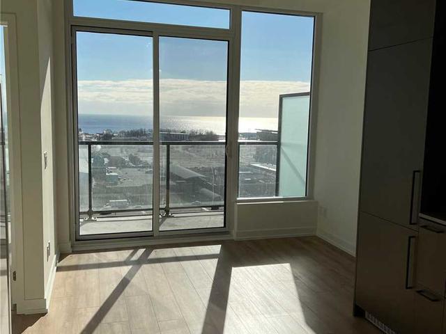 1512 - 135 East Liberty St