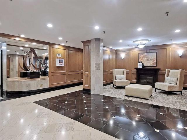 1105 - 1131 Steeles Ave W