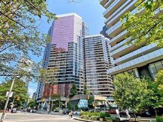 1203 - 1001 Bay St