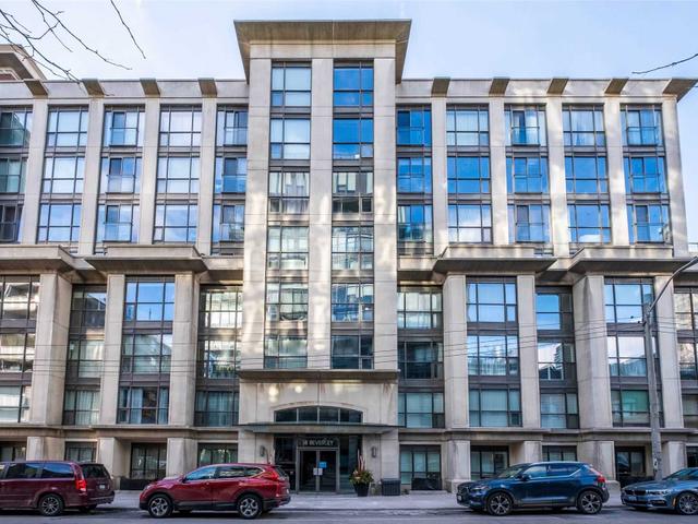 216B - 18 Beverley St