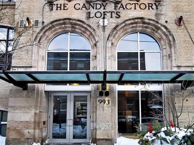 219 - 993 Queen St W