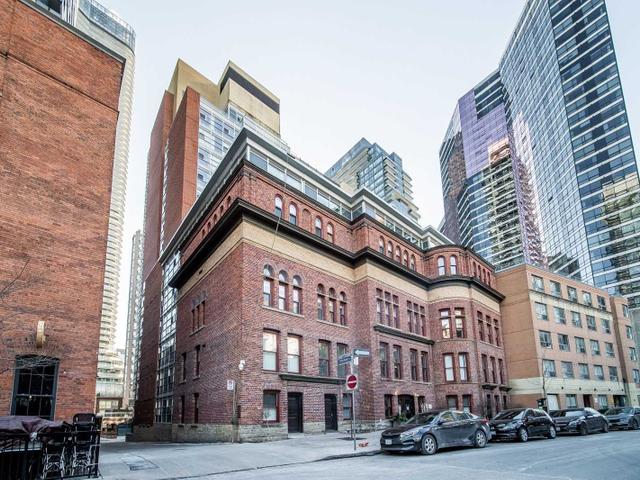 1705 - 11 St. Joseph St