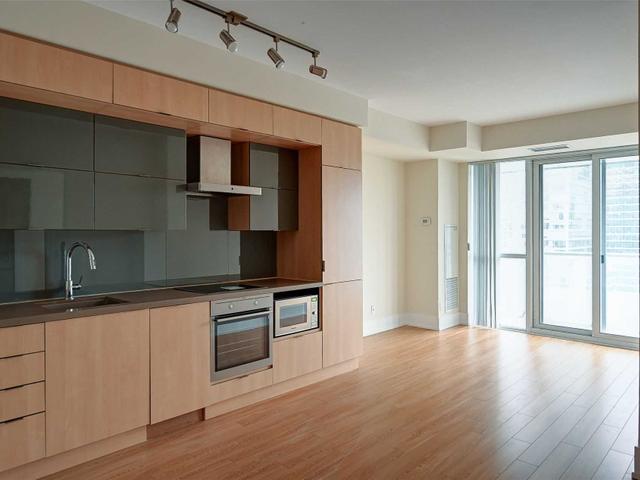 3009 - 300 Front St W