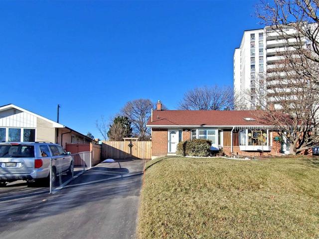 84 Murellen Cres