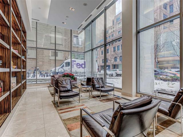 609 - 38 Grenville St