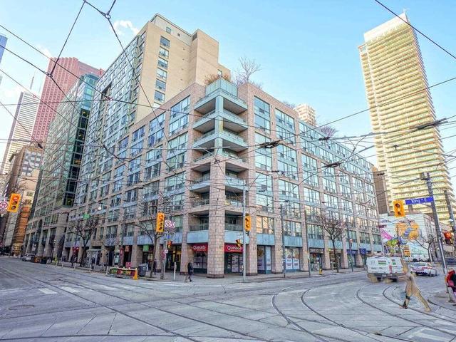 1507 - 92 King St E