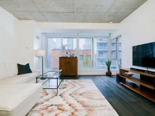 425 - 75 Portland St