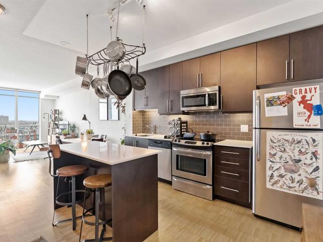 1411 - 1171 Queen St W